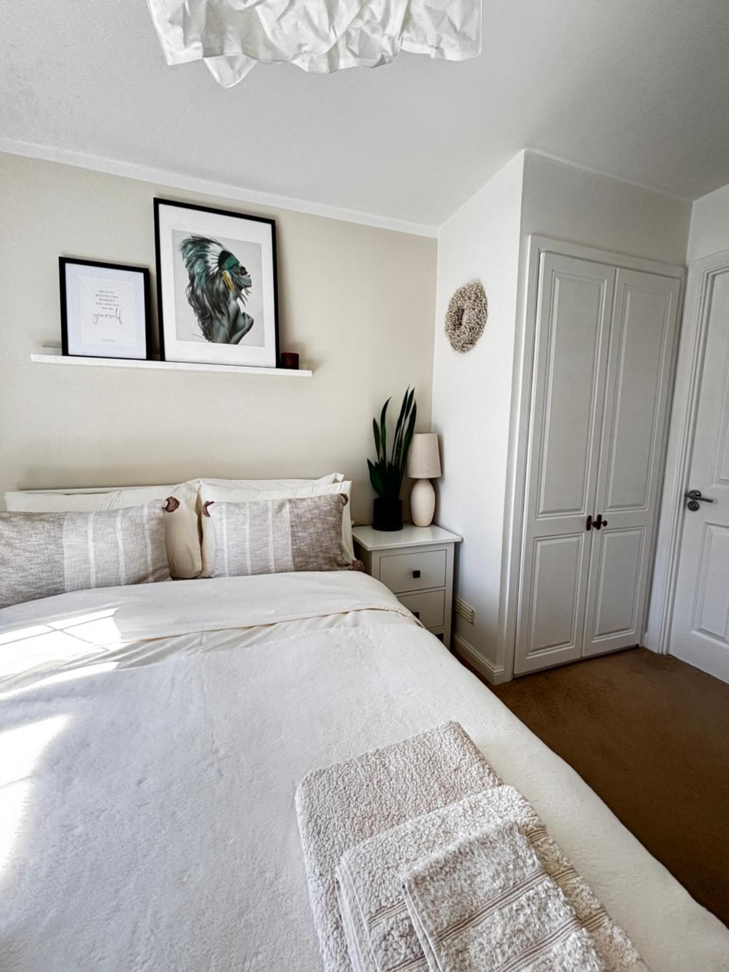 Delux Room With Private Parking, Sleeps 2, Perfect For Cotswold Getaway, Easy A419 Access Blunsdon Exteriör bild
